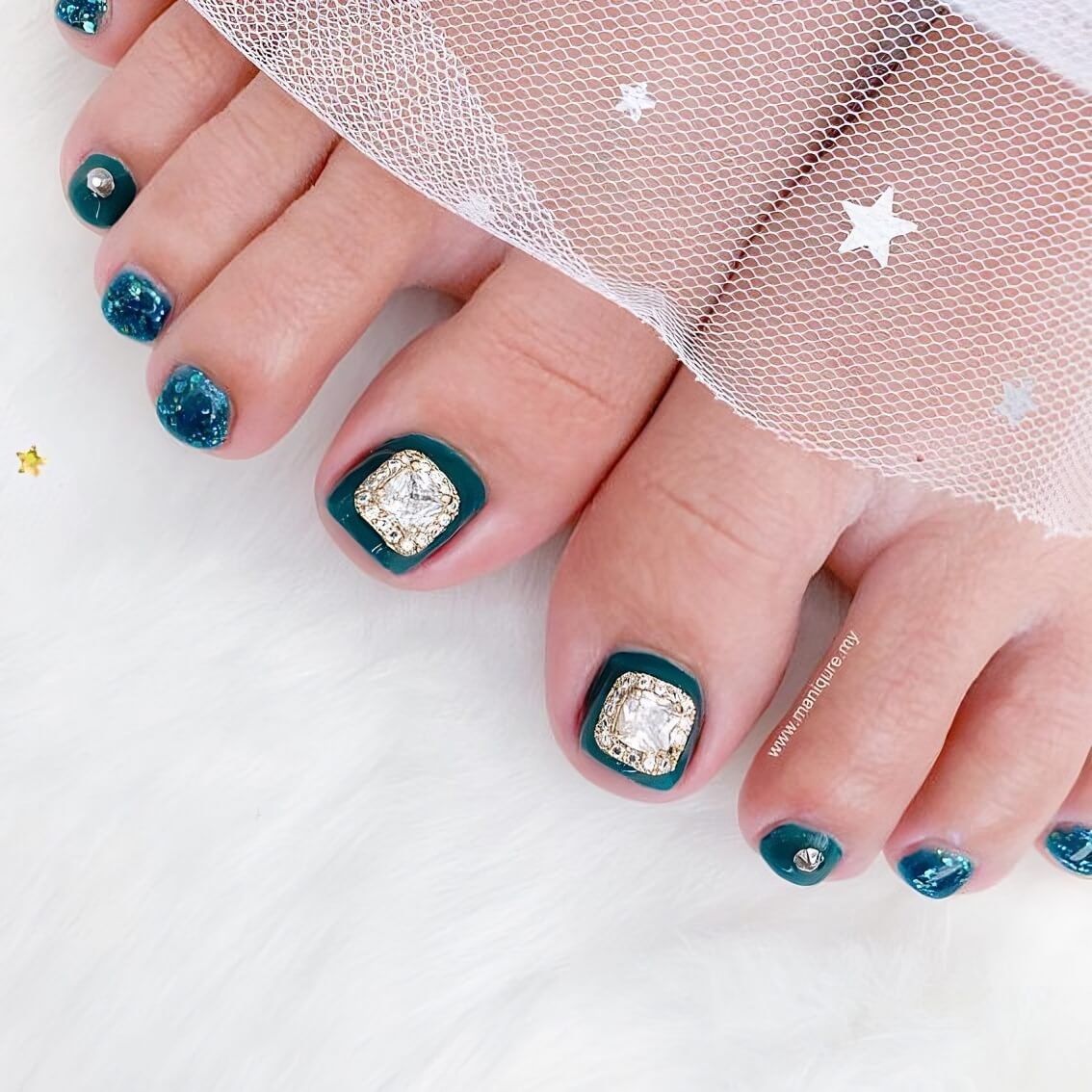 35 Charming Toenail Designs to Brighten Your Day – The Daily Worlds