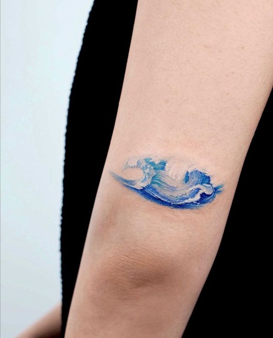 32 Gorgeous Wave Tattoo Designs You Should Try in 2023 – The Daily Worlds