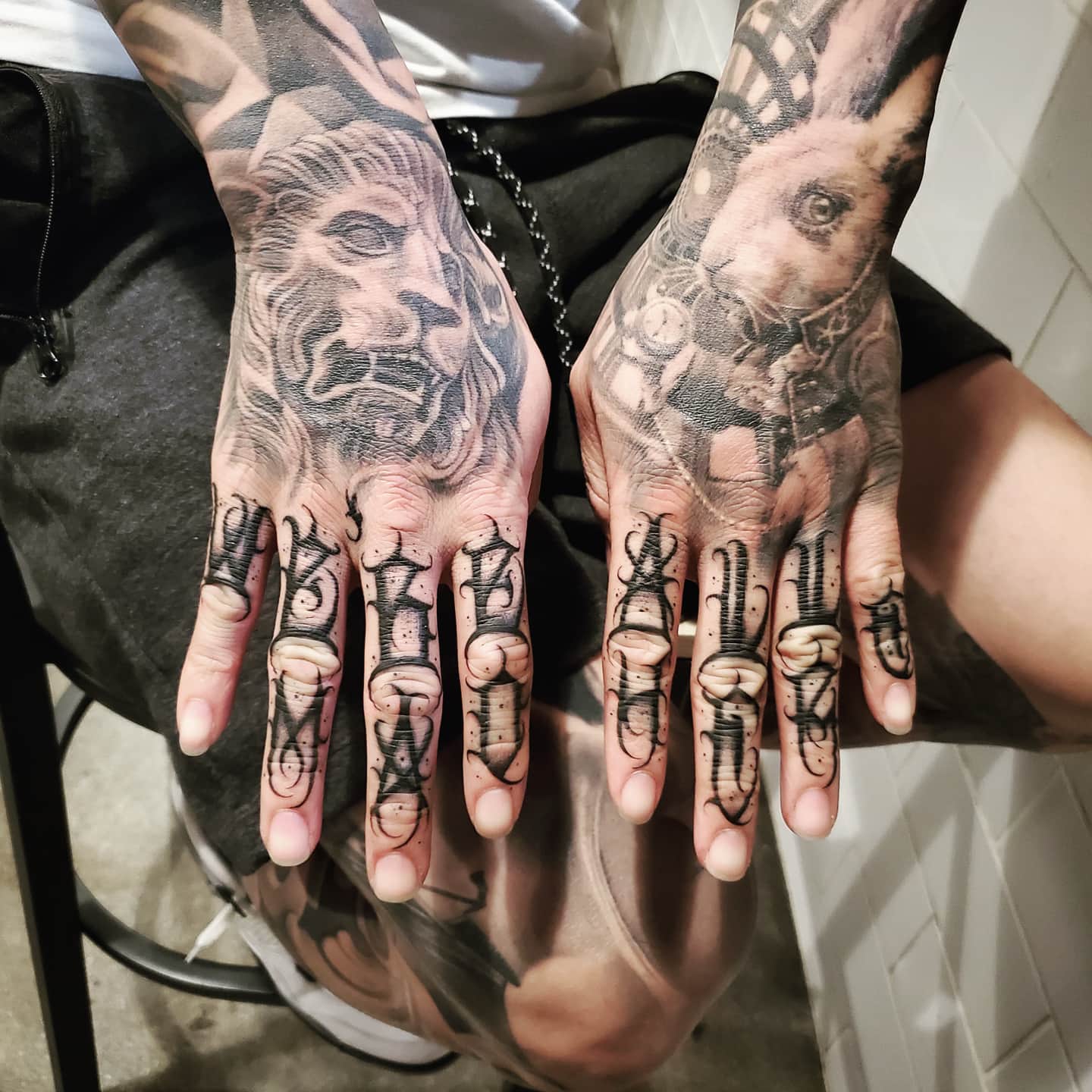 30+ Knuckle Tattoo Design Ideas to Express Yourself Creatively - 100 Tattoos