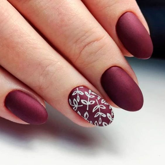 15 Chic Matte Winter Nail Ideas for 2023-2024