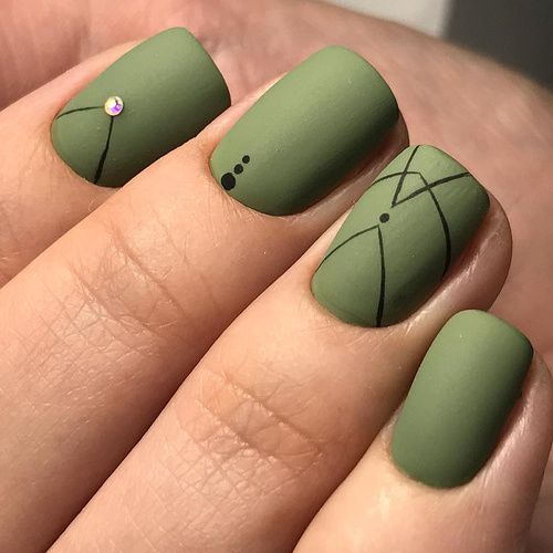 15 Chic Matte Winter Nail Ideas for 2023-2024