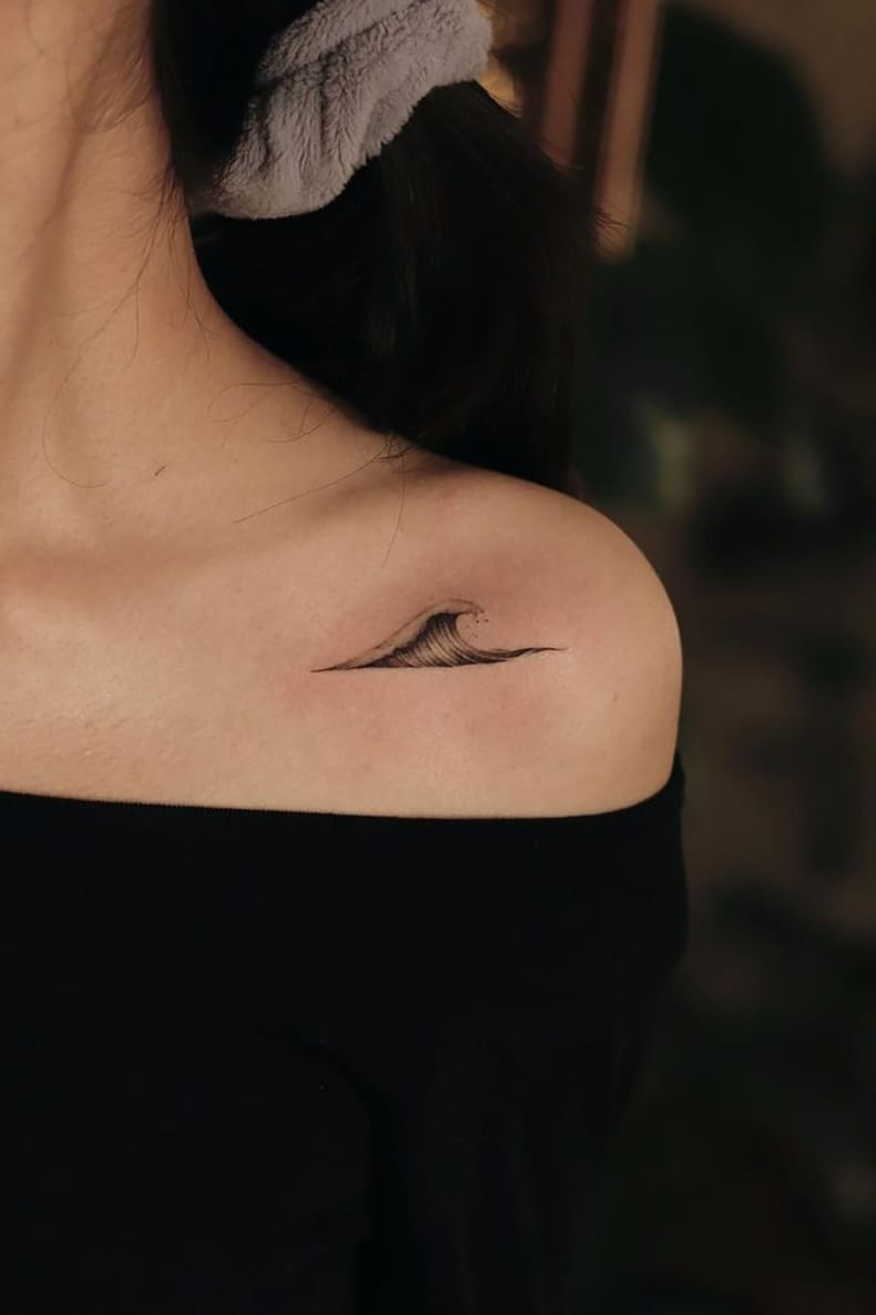 32 Gorgeous Wave Tattoo Designs You Should Try in 2023 – The Daily Worlds