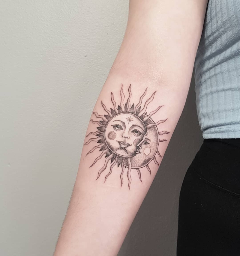 Lucky moon and sun tattoos with hidden meanings – The Daily Worlds