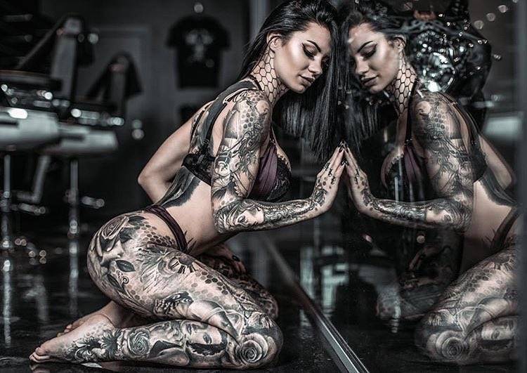 Tattoo model Bee Phillips | United Kingdom | iNKPPL