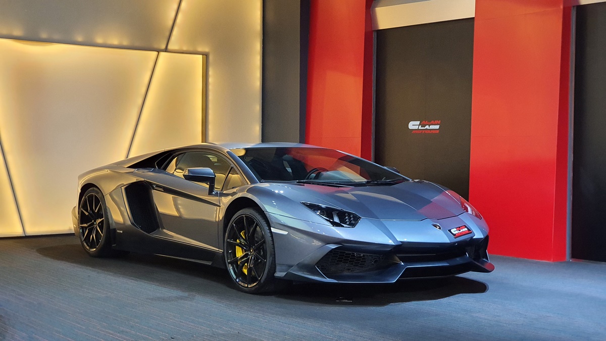 Alain Class Motors | Lamborghini Aventador LP 700-4 (50th Anniversary Kit)