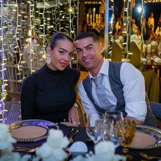 Cristiano Ronaldo And Georgina With His Family Welcomed The New Year 2024 In Style