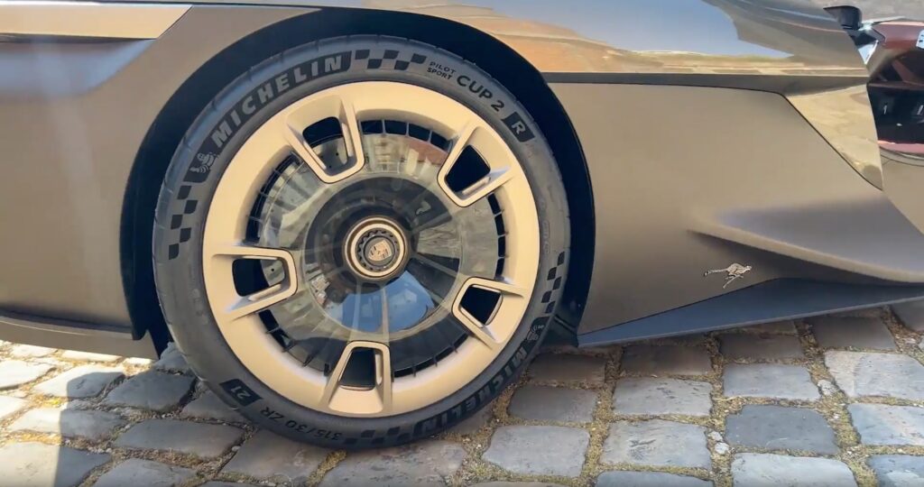 Porsche Mission X, wheel