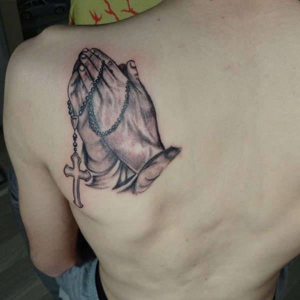 praying hands tattoo design on shoulder