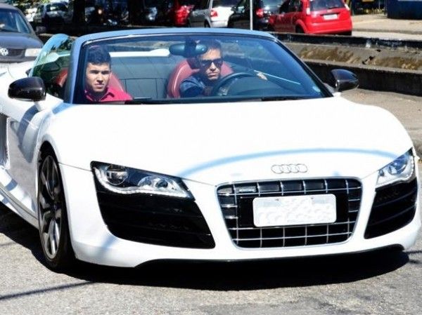 Neymar-de-Silva-Audi-R8 | Neymar, Neymar jr, Dream cars audi