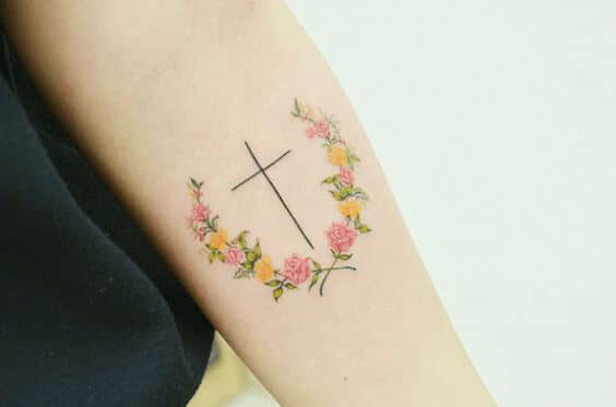 "cross tattoos-05"