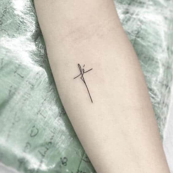 "cross tattoos-13"