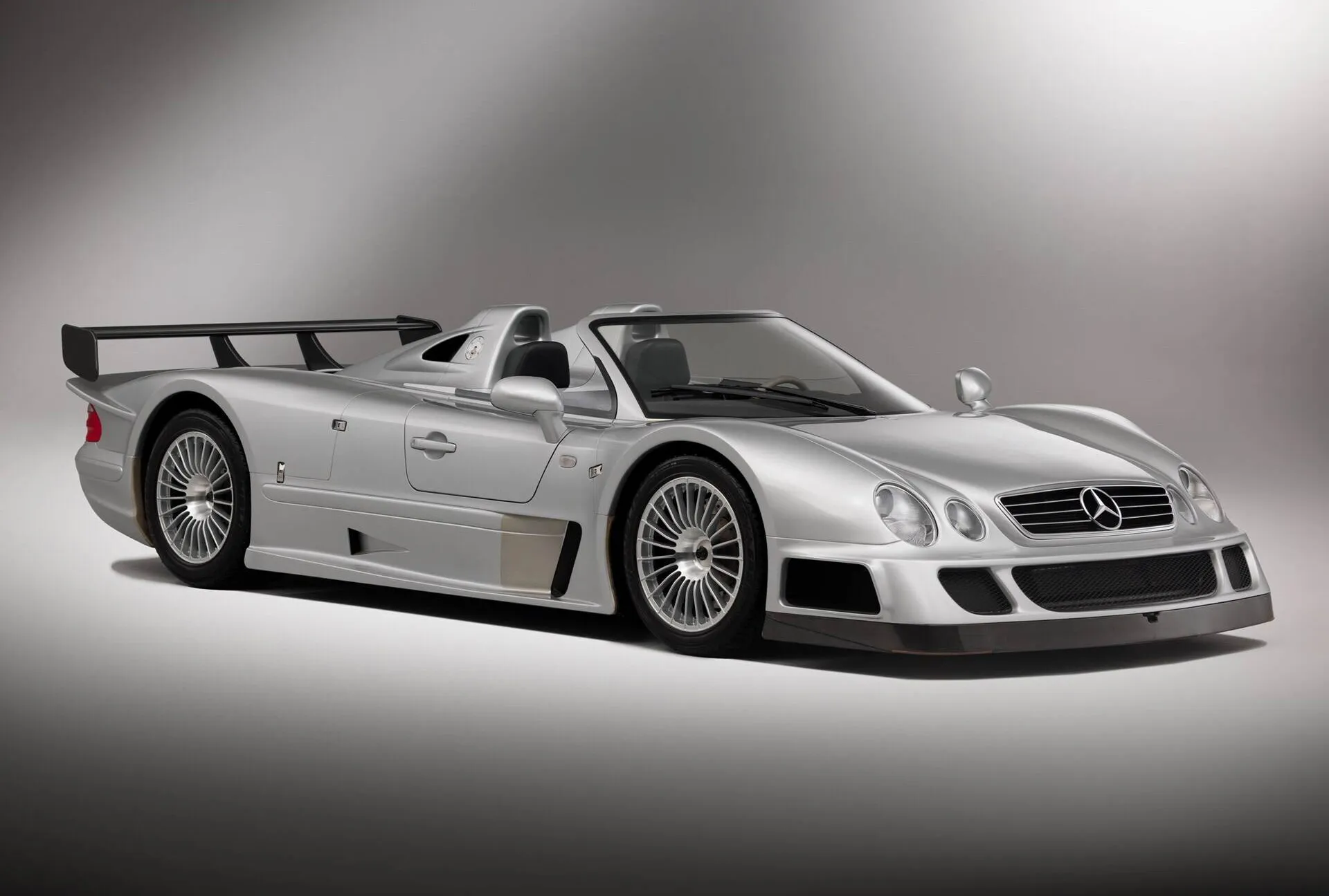 Mercedes-Benz CLK GTR Roadster - Photo credit: RM Sotheby's