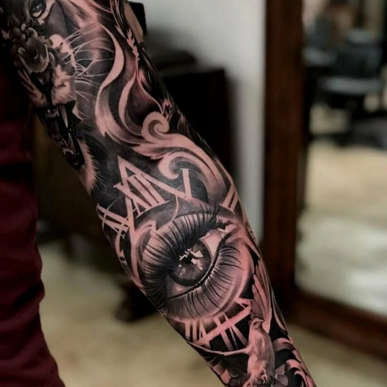 Tattoo sleeves for men