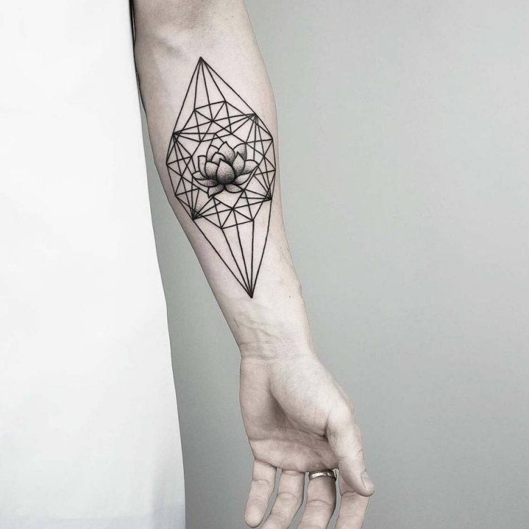 Geometric arm tattoos for girls (39 photos) 34 tattoos