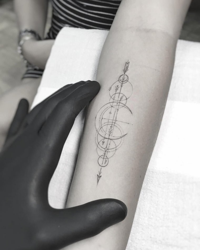 Geometric arm tattoos for girls (39 photos) 31 tattoos