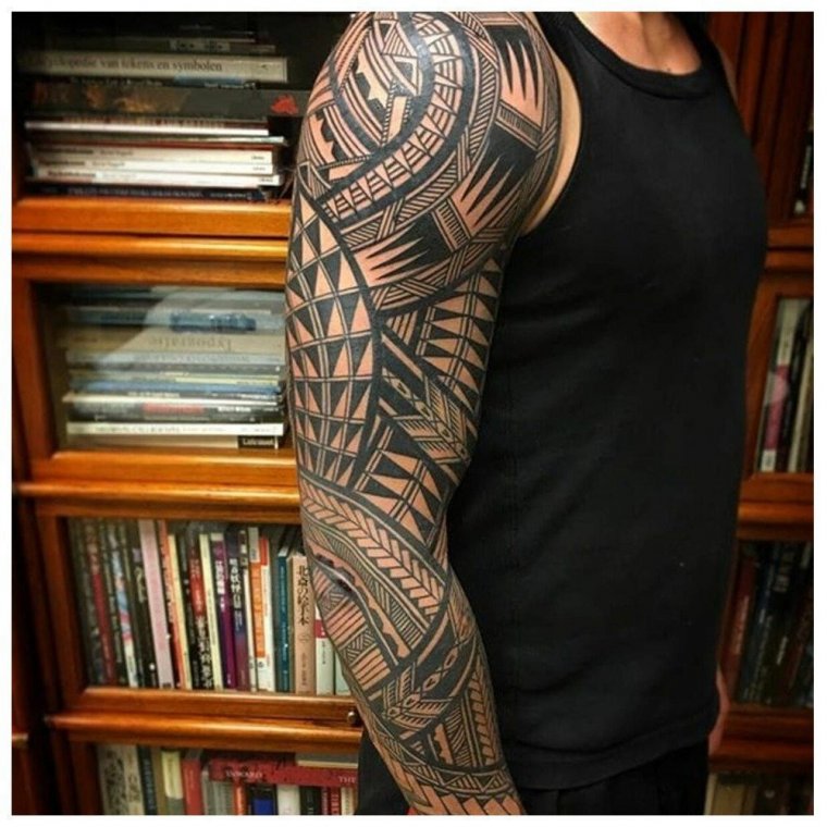 Tattoo sleeve