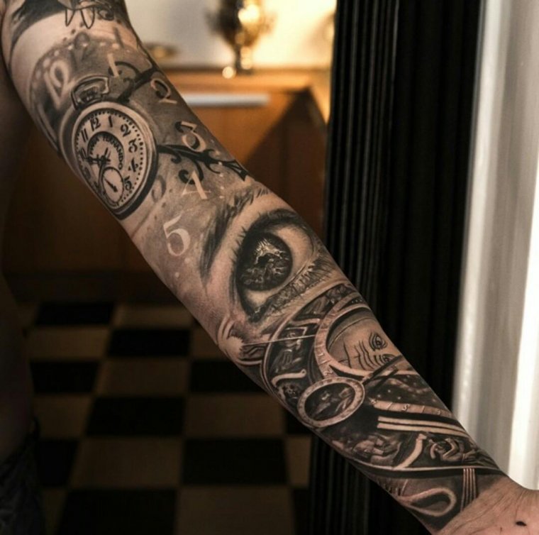 Tattoo sleeve