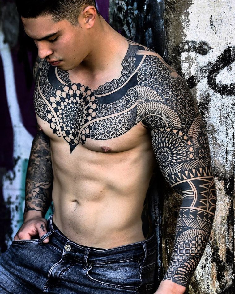 Full body tattoos for men (39 photos) 17 tattoo