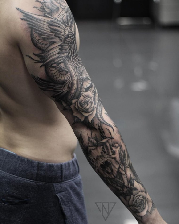 Tattoo sleeves for men