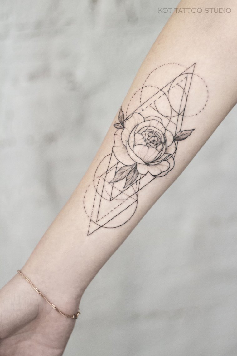 Geometric arm tattoos for girls (39 photos) 25 tattoos