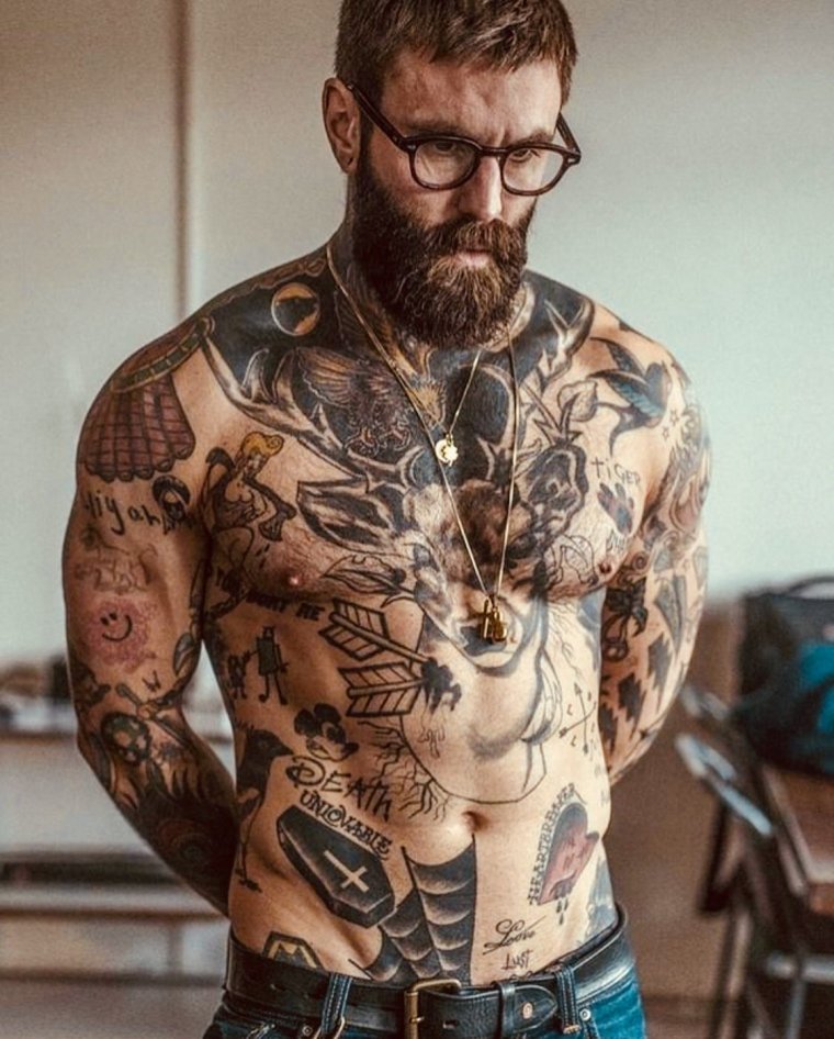 Full body tattoos for men (39 photos) 32 tattoo