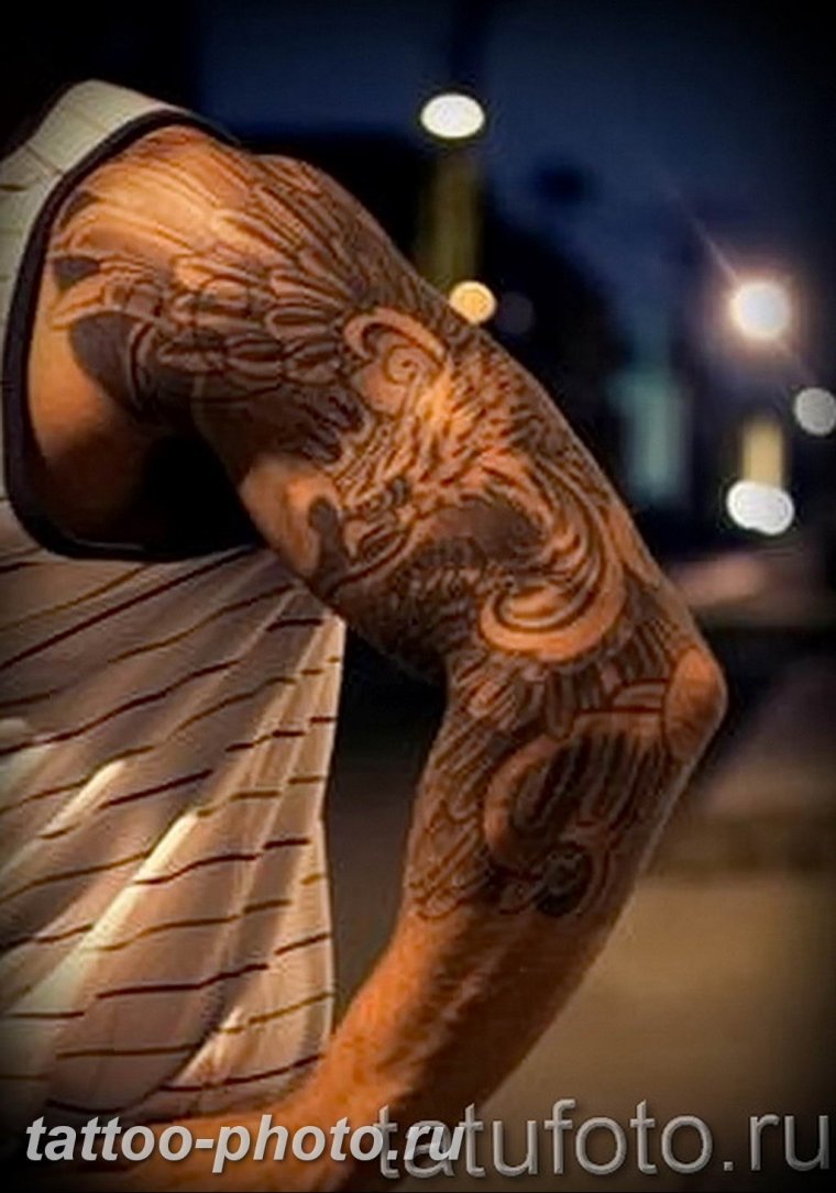 Fashionable men's shoulder tattoos (49 photos)3