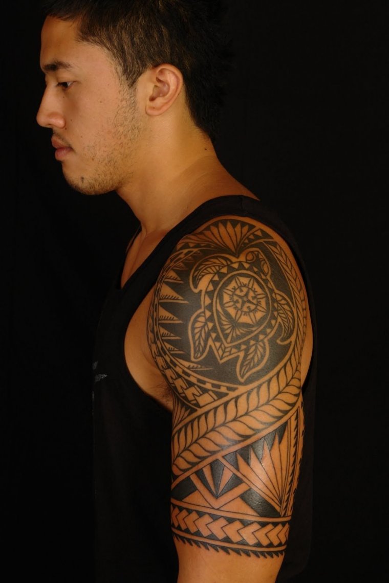 Fashionable men's shoulder tattoos (49 photos)46