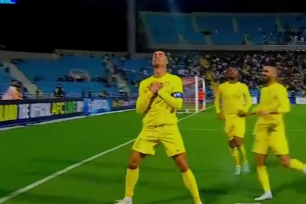 C.Ronaldo ăn mừng kiểu mới trong ngày tỏa sáng ở AFC Champions League - 1