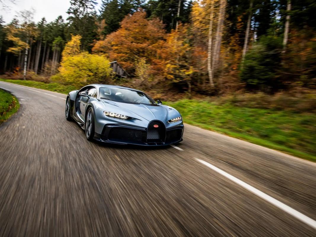 One-off Chiron Profilée makes £8.7million at invite-only event - and it might be the last Bugatti with a 16-cylinder engine - amazingdailynews.com