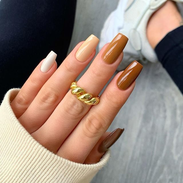 Caramel Neutral Nails