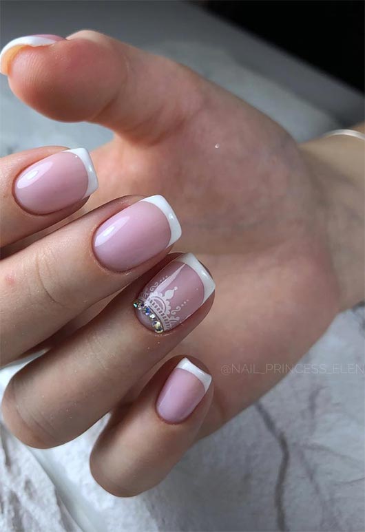 Fresh French Nail Designs: French Manicure Ideas