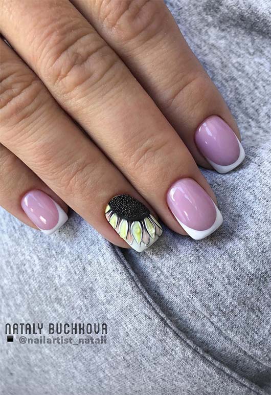 Fresh French Nail Designs: French Manicure Ideas