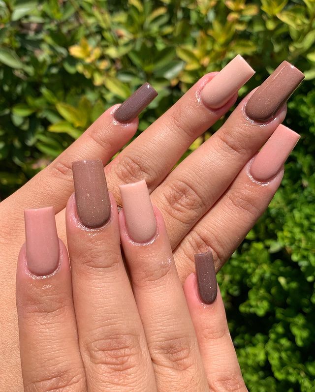 Gradient Nude Nails