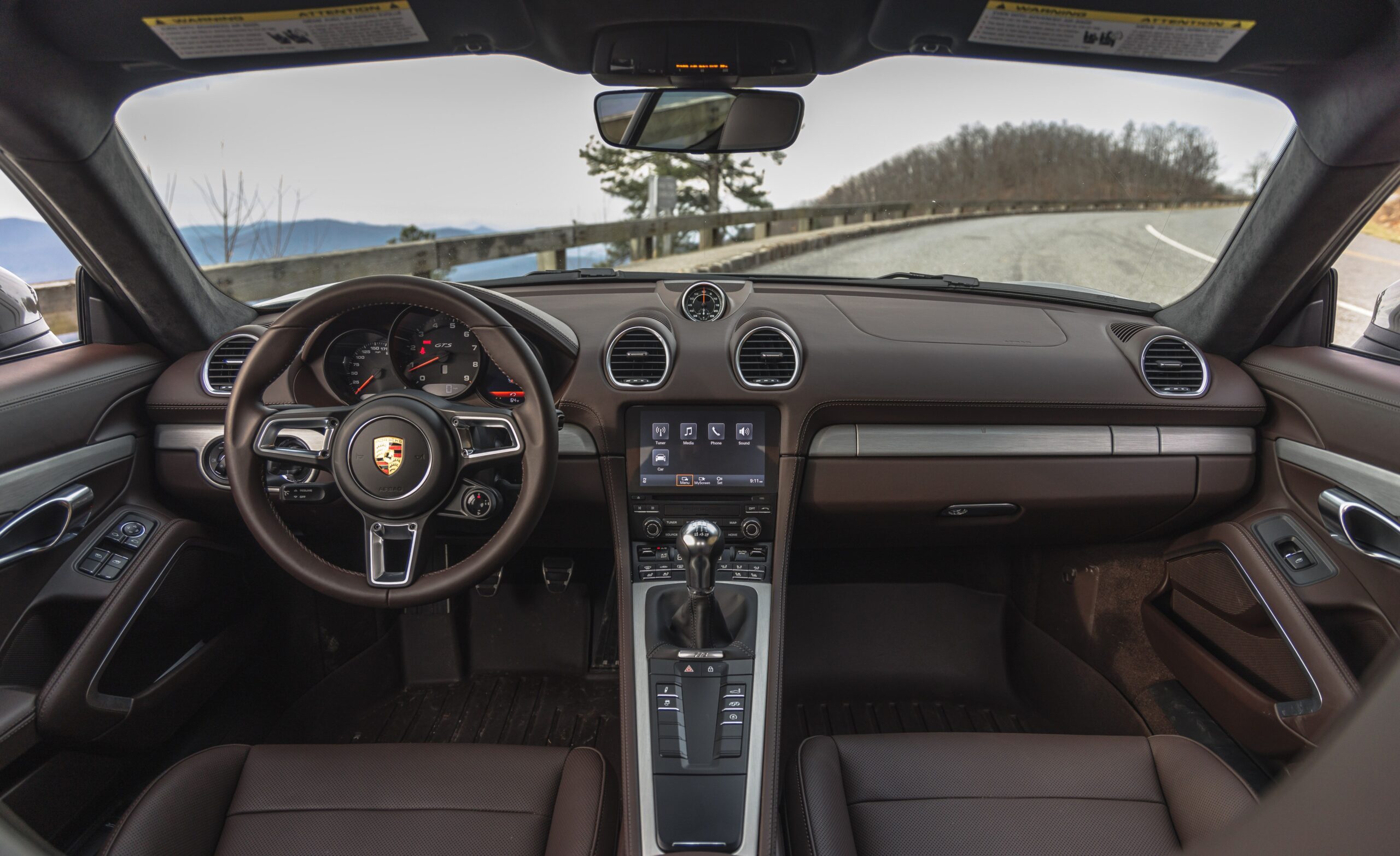 2023 porsche 718 cayman gts 40 interior