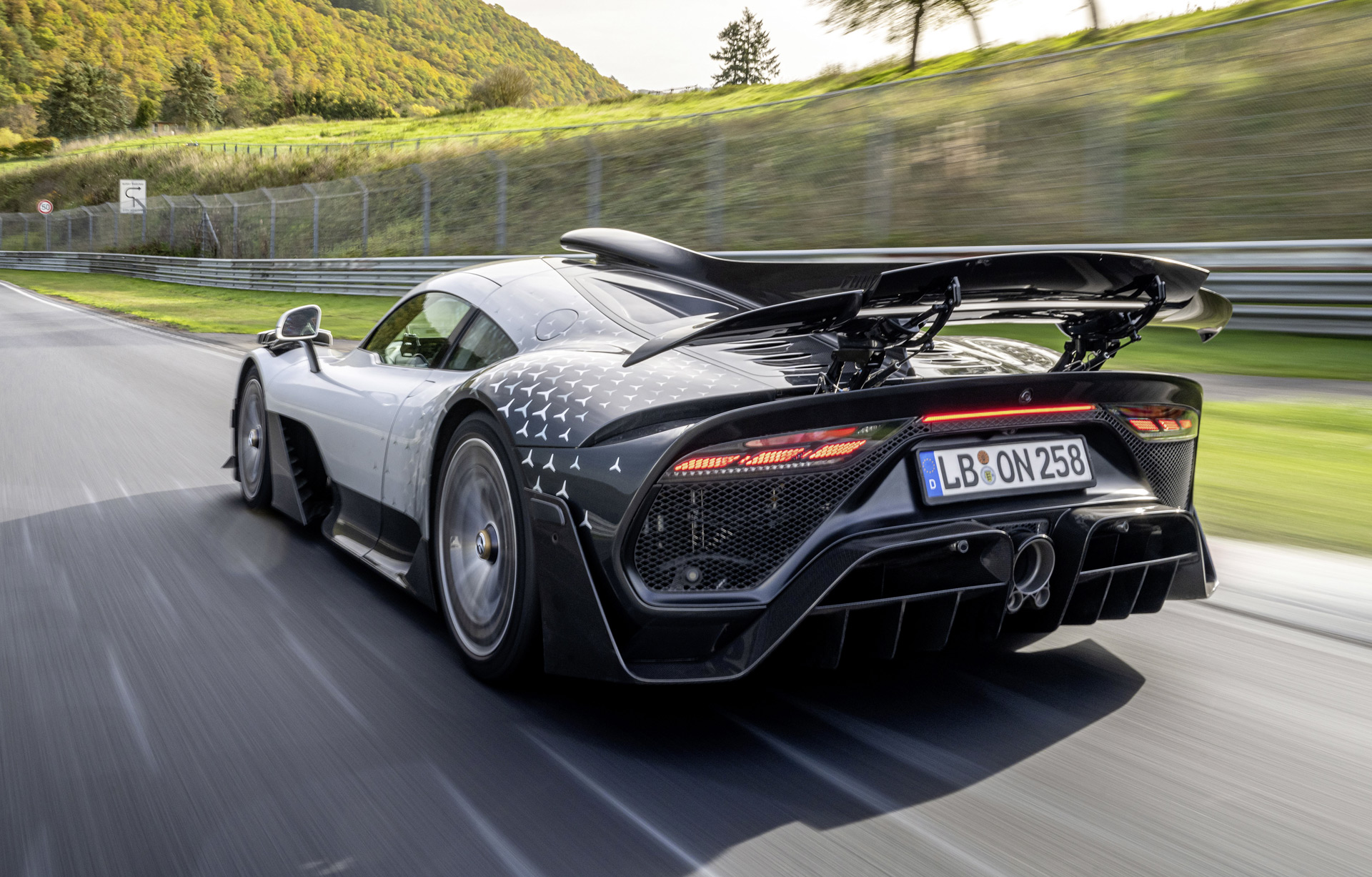 Mercedes-Benz AMG One laps the Nürburgring in 6:35.183 - Oct. 2022