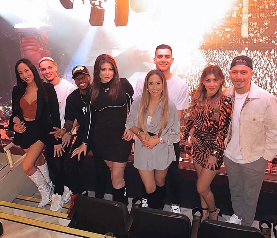 centredevils. on X: " Antony, Fred, Diogo Dalot, Lisandro Martinez and their partners at a Chris Brown concert at the AO Arena in Manchester. https://t.co/E8Bbk52UOo" / X