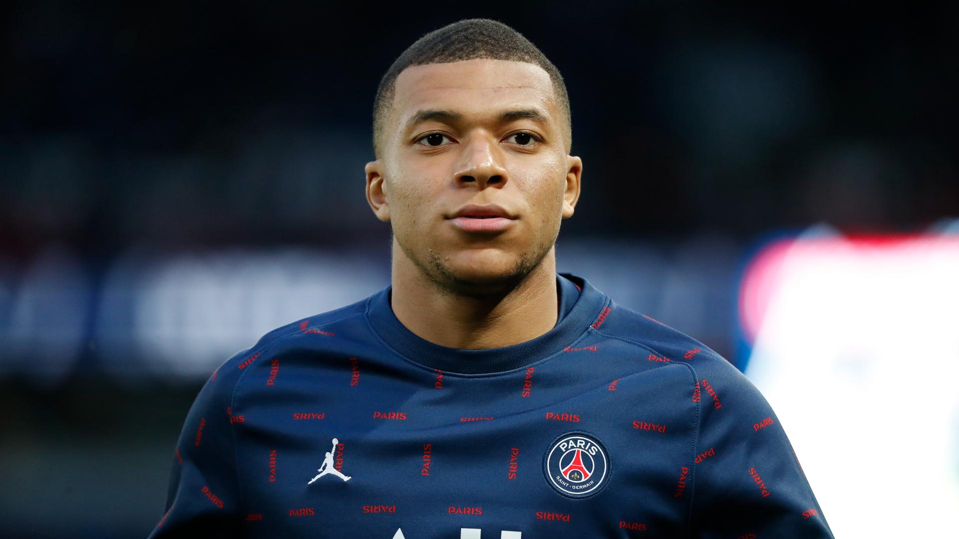 Mọi điều cần biết về Kylian Mbappe: Danh hiệu, hợp đồng, mức lương, giá trị tài sản ròng, gia đình