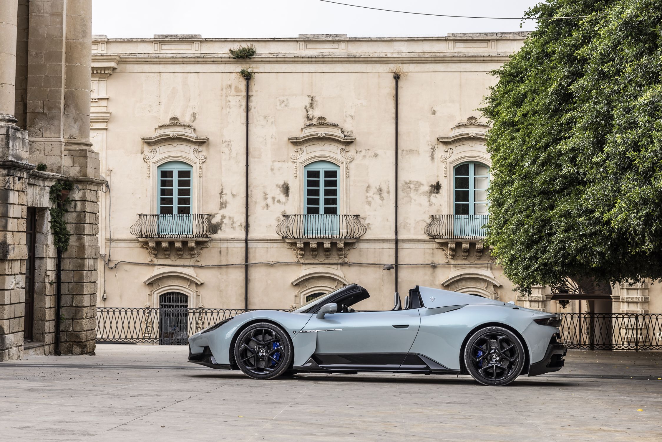 2023 maserati mc20 cielo spyder