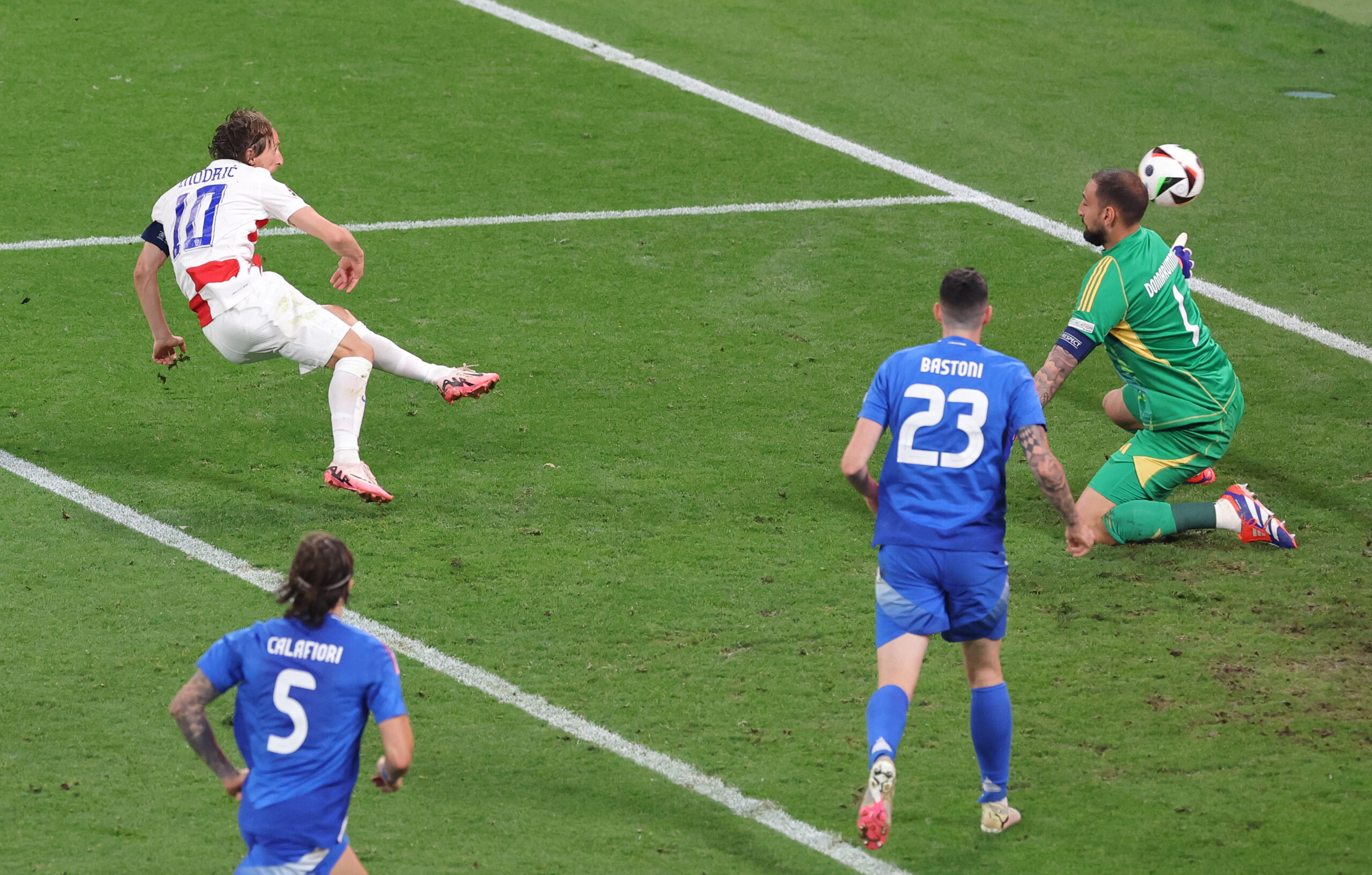 Croatia star Luka Modric breaks European Championship record eyed up by  Cristiano Ronaldo | talkSPORT