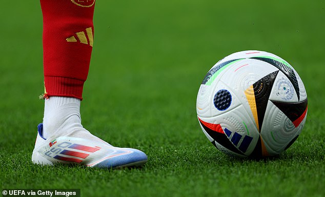 The 16-year-old wears boots that bear the flags of Equatorial Guinea and Morocco in tribute to his parents